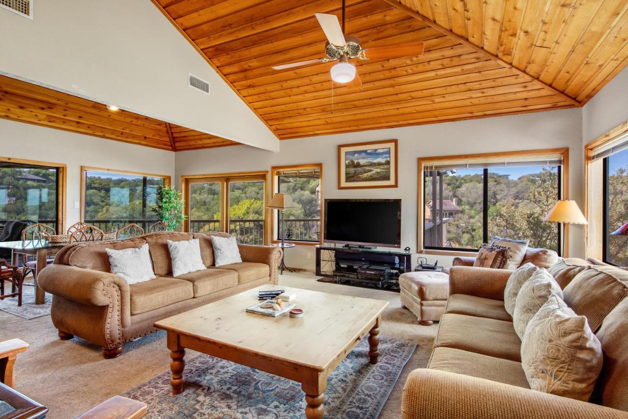 Spicewood Treehouse Villa Екстериор снимка
