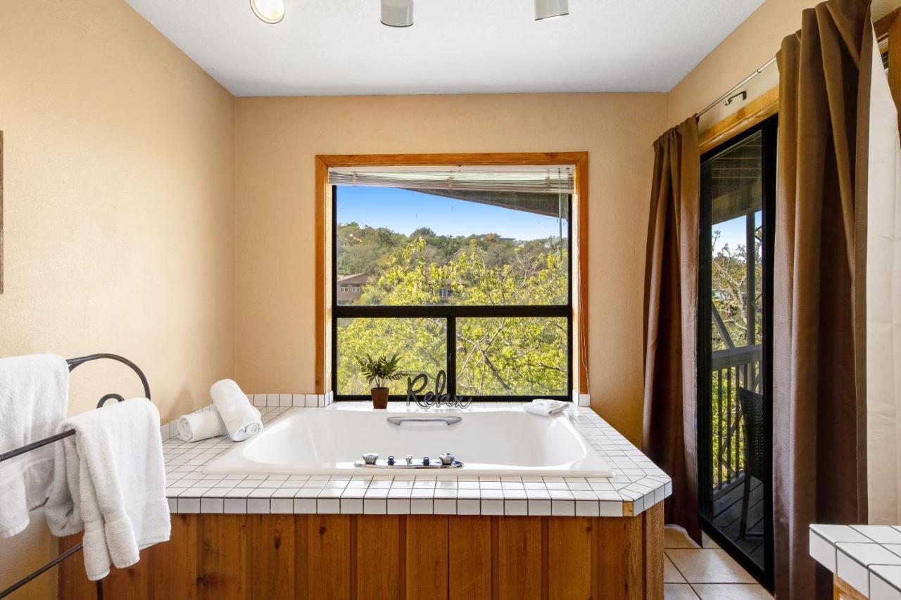 Spicewood Treehouse Villa Екстериор снимка