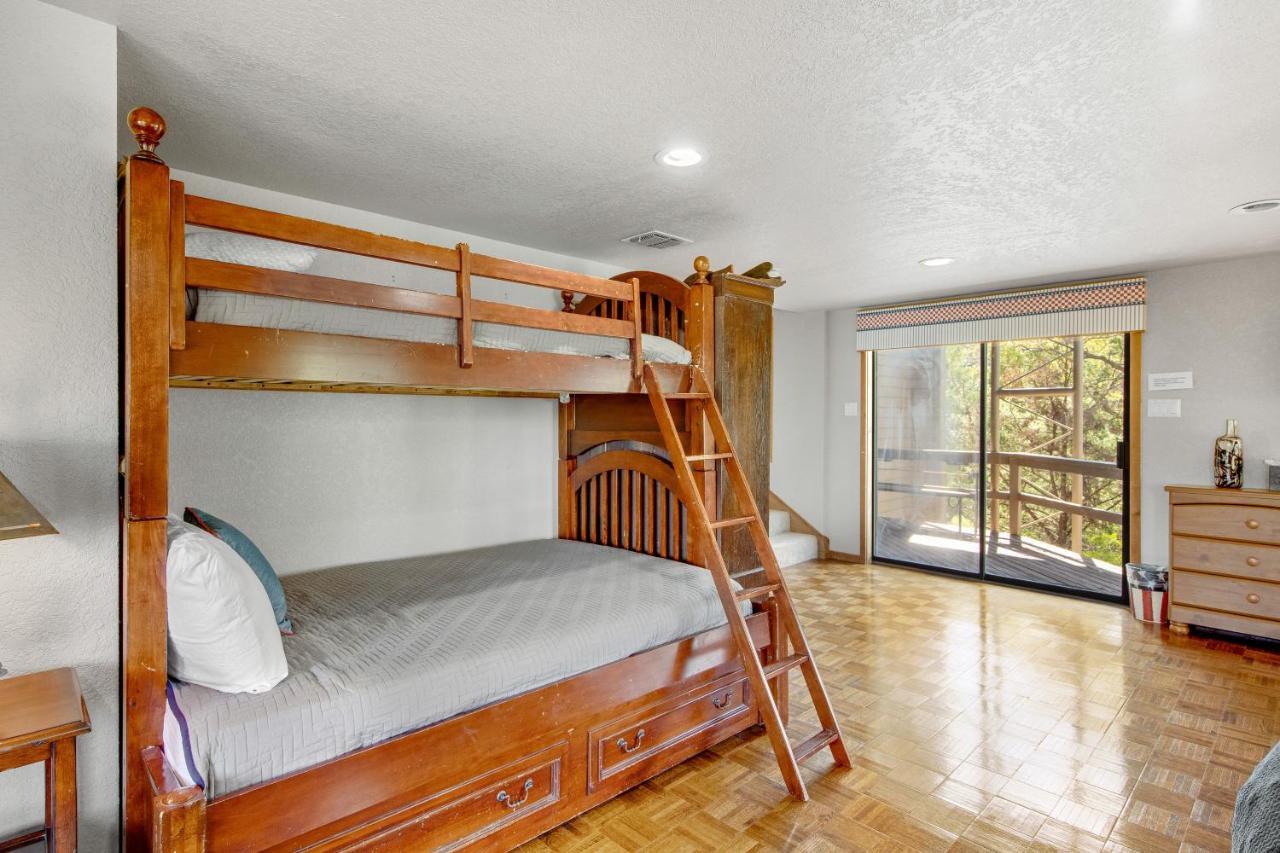 Spicewood Treehouse Villa Екстериор снимка